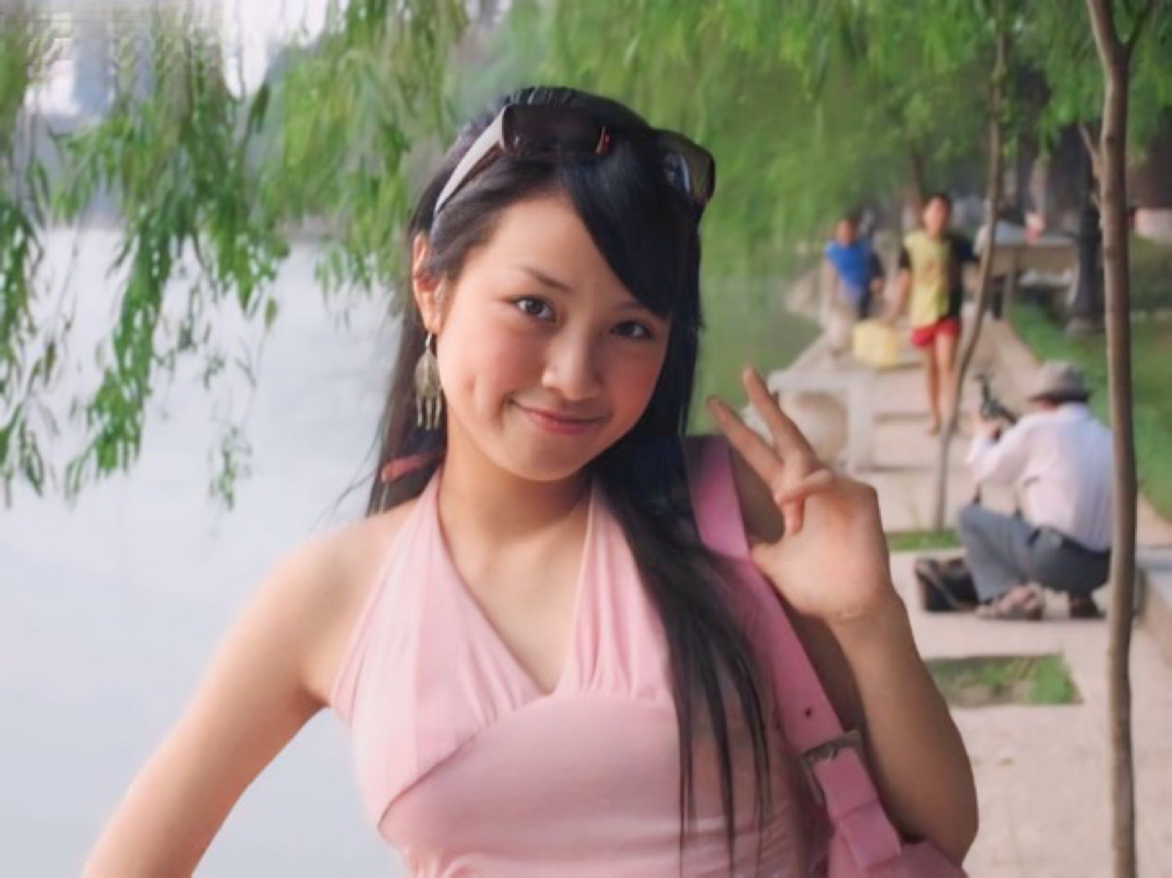 MC Mai Ngoc ile aynı dönemde sahne alan Hanoi'li güzel kızlar şimdi ne yapıyor? - 6 Dàn hot girl Hà thành cùng thời với MC Mai Ngọc giờ ra sao? - 6