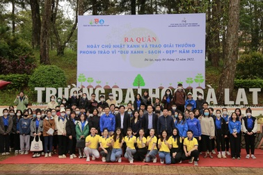 PNJ đồng hành cùng Đại học Đà Lạt bảo vệ môi trường
