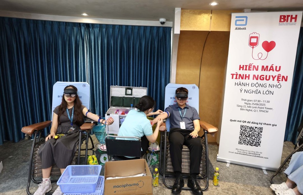 Abbott tiên phong ứng dụng công nghệ trong chăm sóc sức khỏe cộng đồng - 3 Abbott tiên phong ứng dụng công nghệ trong chăm sóc sức khỏe cộng đồng - 3
