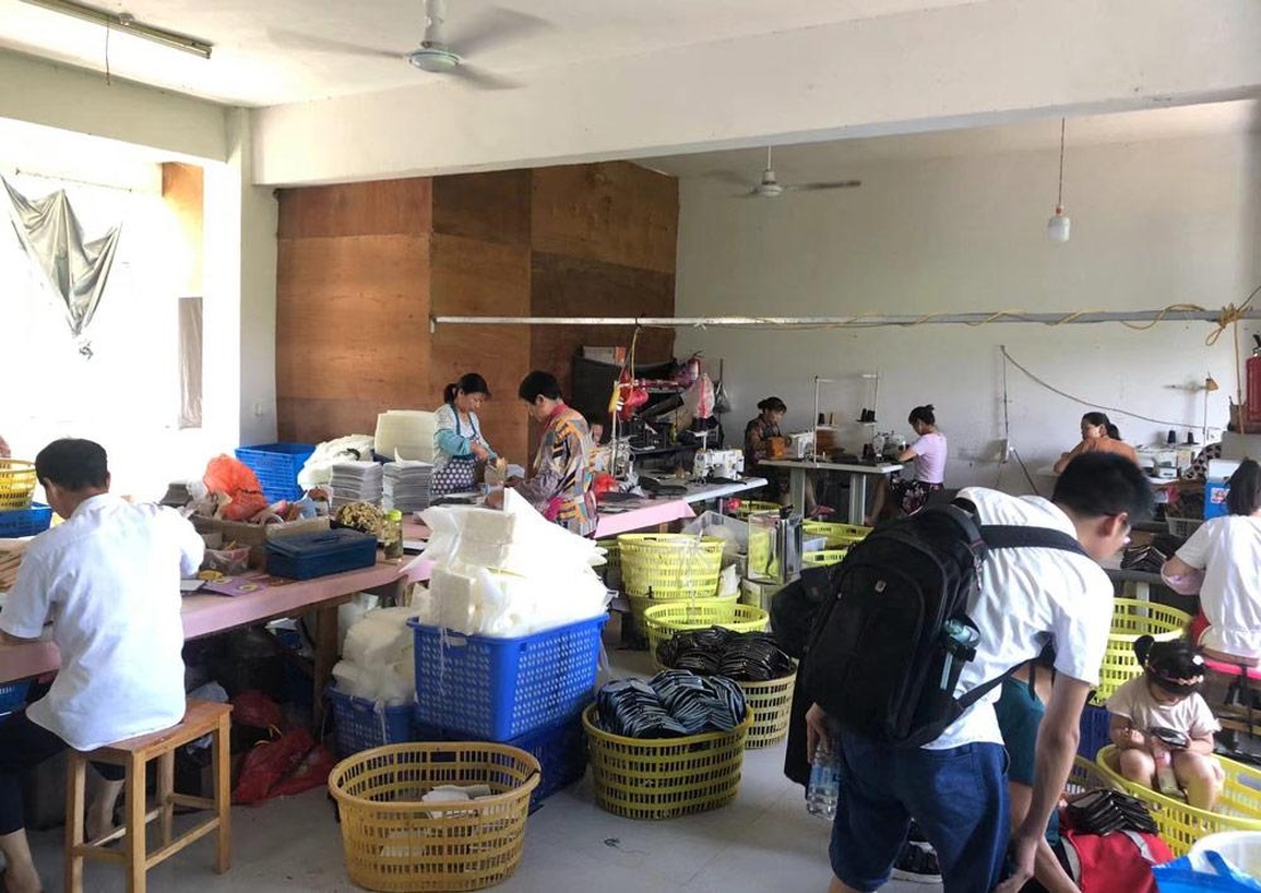 Câu chuyện của những bà mẹ từ bỏ sự nghiệp riêng để ở nhà kèm con học - 5 Câu chuyện của những bà mẹ từ bỏ sự nghiệp riêng để ở nhà kèm con học - 5
