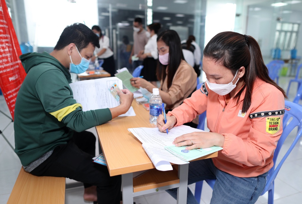 Hưởng hết trợ cấp thất nghiệp rồi rút BHXH một lần được không? - 1 Hưởng hết trợ cấp thất nghiệp rồi rút BHXH một lần được không? - 1