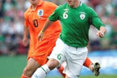 “Lốc da cam” tái xuất, “pha lê” Séc vỡ tan