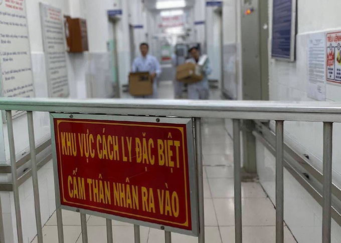 Hải Dương tiếp nhận em bé nghi viêm phổi Vũ Hán - Ảnh 2. Hải Dương tiếp nhận em bé nghi viêm phổi Vũ Hán - Ảnh 2.