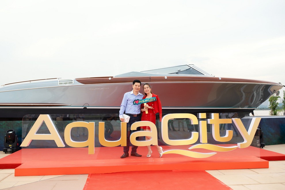 Sao Việt khoe dáng bên Nàng thơ Hollywood tại Aqua Marina - 5 Sao Việt khoe dáng bên Nàng thơ Hollywood tại Aqua Marina - 5