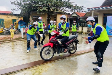 Honda Việt Nam đẩy mạnh các hoạt động đào tạo lái xe an toàn