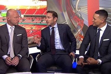 Chelsea đại thắng, Lampard “quẩy” tưng bừng cùng người hâm mộ
