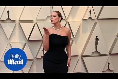 Ashley Graham dự lễ trao giải Oscar