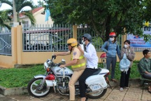 Nam sinh ở Đắk Lắk tá hỏa vì đi nhầm điểm thi