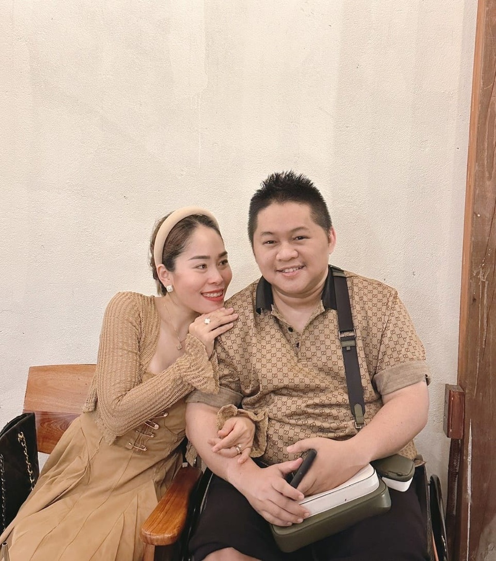 Sắp sinh con, vợ nén nước mắt vào viện chăm chồng bị tai nạn liệt nửa người - 2