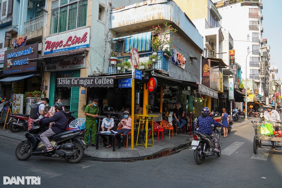 Những dịch vụ nào ở TPHCM đang bị ngừng hoạt động vì Covid-19? - 4 Những dịch vụ nào ở TPHCM đang bị ngừng hoạt động vì Covid-19? - 4