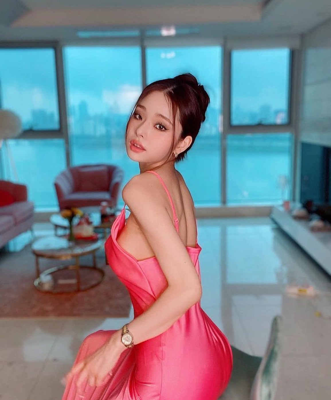 Hot girl mạng xã hội Song Ji A bị tẩy chay vì sống ảo, dùng đồ nhái - 1 Hot girl mạng xã hội Song Ji A bị tẩy chay vì sống ảo, dùng đồ nhái - 1