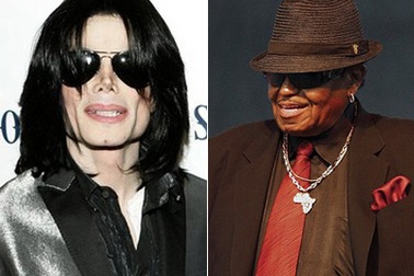 Cha Michael Jackson tin con trai bị "bóc lột"
