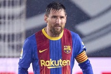 Cha của Messi bất ngờ xuất hiện ở Barcelona, thương vụ lớn sắp chốt