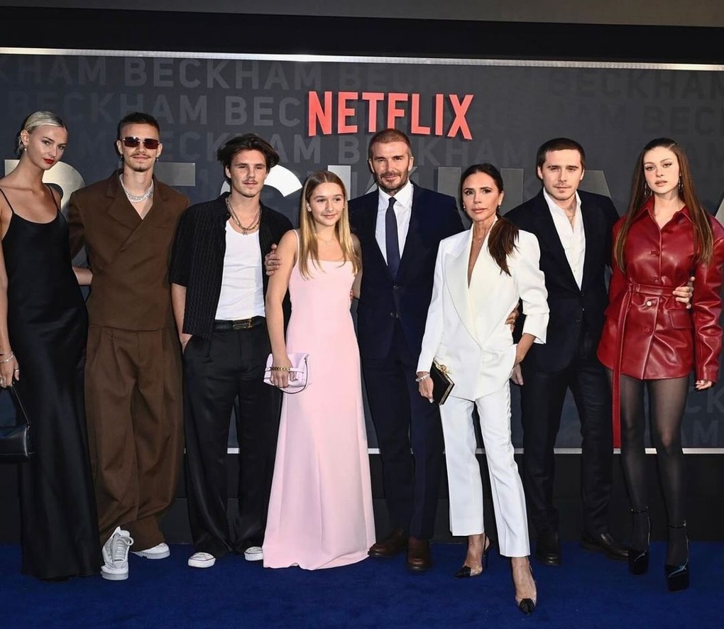 Victoria lần đầu lên tiếng về vụ ngoại tình của David Beckham - 3 Victoria lần đầu lên tiếng về vụ ngoại tình của David Beckham - 3