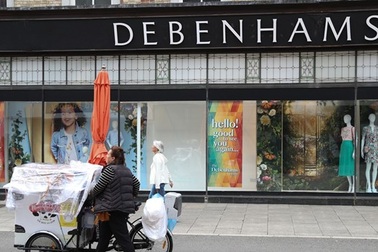 Chuỗi cửa hàng bán lẻ hàng đầu của Anh cắt giảm hàng nghìn việc làm