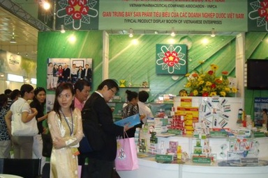 Bệnh nhân, bệnh viện lo “ngay ngáy”... giá thuốc