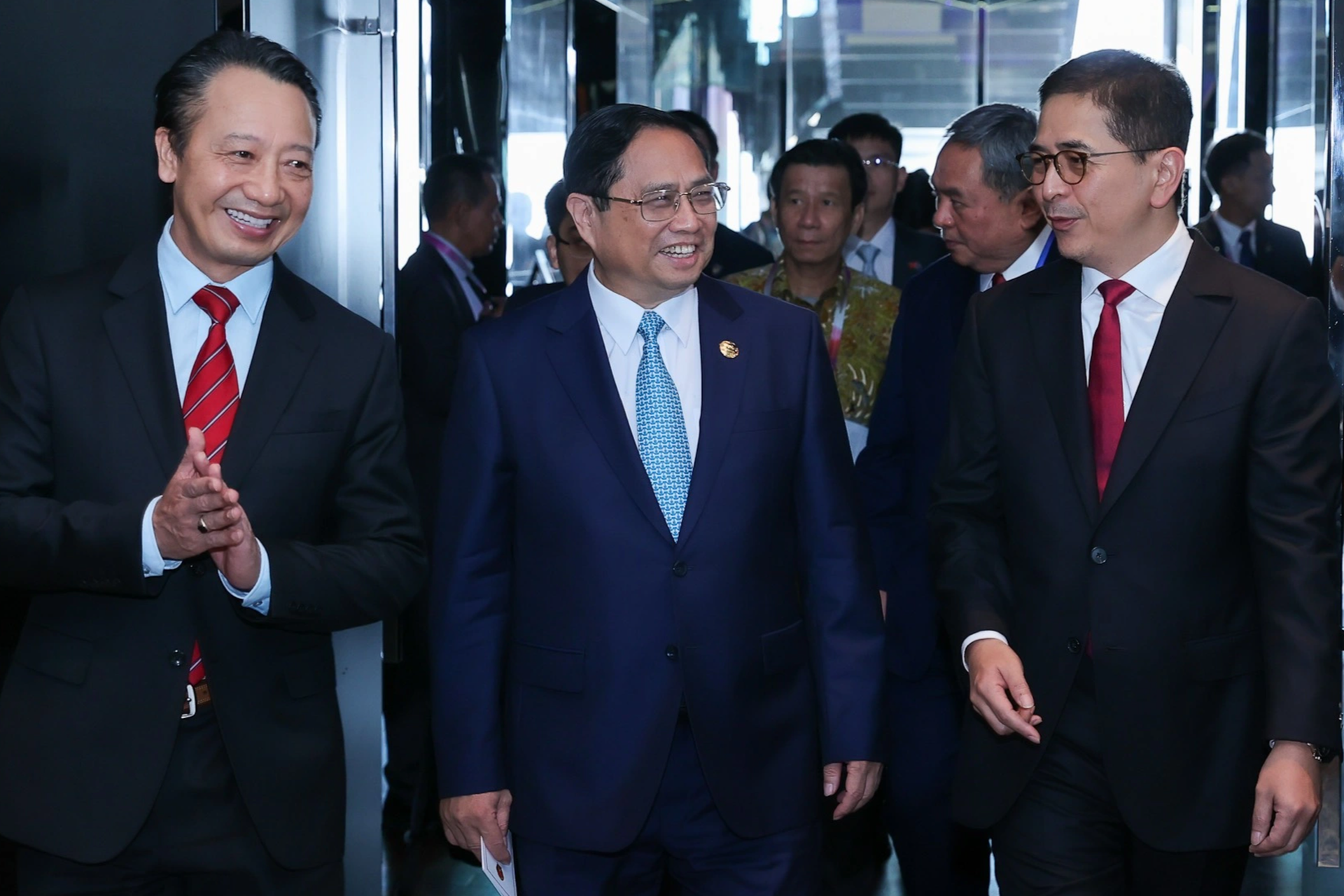 Hình ảnh Thủ tướng Phạm Minh Chính trong chuyến công du tới xứ sở vạn đảo - 14 Hình ảnh Thủ tướng Phạm Minh Chính trong chuyến công du tới xứ sở vạn đảo - 14