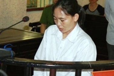 Người mẹ vứt con đẻ xuống sông lĩnh án chung thân
