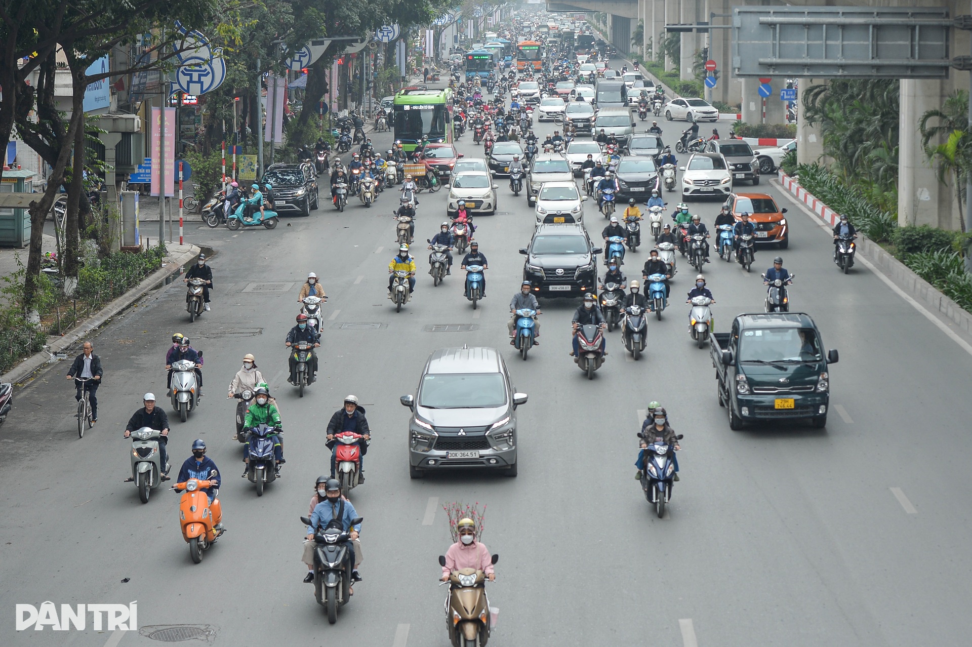 Đường phố Hà Nội thông thoáng trong ngày 26 Tết - 8 Đường phố Hà Nội thông thoáng trong ngày 26 Tết - 8