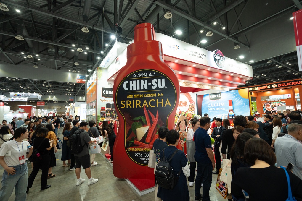 Chin-su tung bộ 4 sản phẩm tương ớt mới tại Seoul Food 2024 - 5 Chin-su tung bộ 4 sản phẩm tương ớt mới tại Seoul Food 2024 - 5