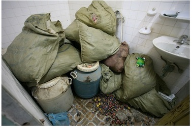 Kiểm soát ô nhiễm môi trường nhìn từ kho chứa hóa chất