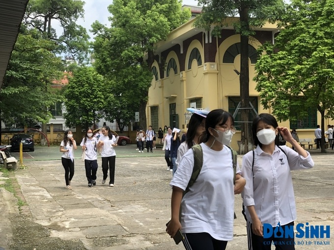 Thí sinh tham dự kỳ thi tốt nghiêp THPT năm 2023 tại Hà Nội.