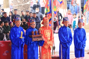 Những trăn trở trong Lễ hội phết Hiền Quan ngày đầu năm