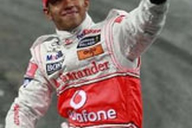 Lewis Hamilton “trượt” giải VĐV xuất sắc nhất nước Anh