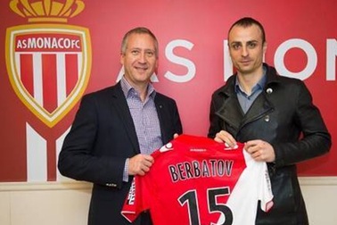 Những nốt thăng trầm của “bố già” Berbatov cùng bóng đá Anh