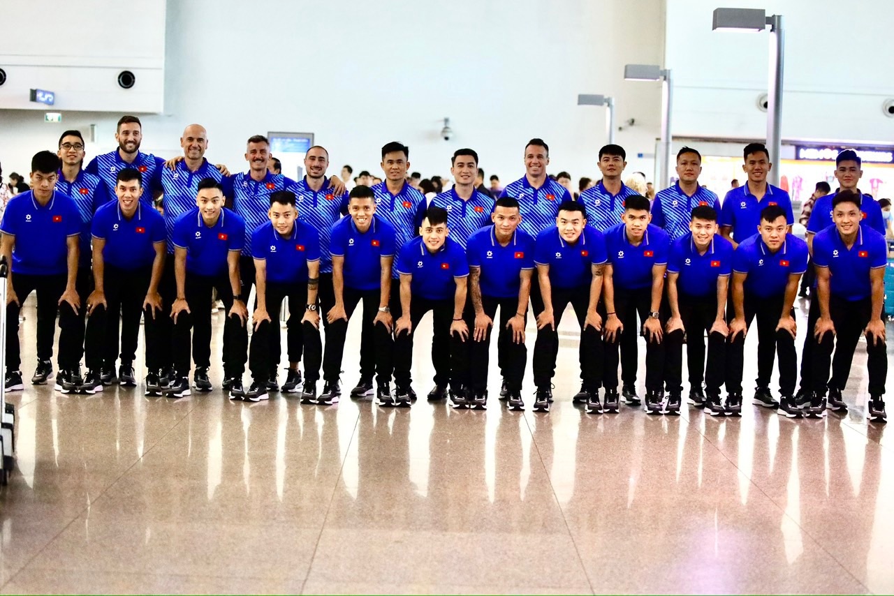 View - Đội tuyển futsal Việt Nam đến Thái Lan, sẵn sàng tranh vé dự World Cup | Báo Dân trí
