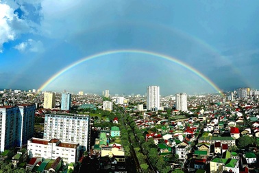 Hào quang mặt trời và cầu vồng lại xuất hiện ở Nghệ An