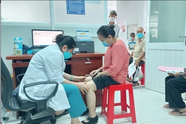 Chăm sóc sức khỏe người dân và giải pháp góp phần tăng tổng tỷ suất sinh tại TPHCM