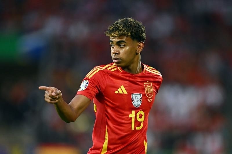 Estrelas espanholas batem recordes incríveis - 2 Các ngôi sao Tây Ban Nha lập kỷ lục đáng kinh ngạc - 2