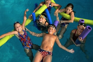 Bể bơi và các phòng tắm nước nóng có thể chứa nhiều mầm bệnh nguy hiểm