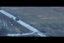 Trận đánh giáp lá cà của xe tăng Nga và Ukraine tại điểm nóng chiến lược