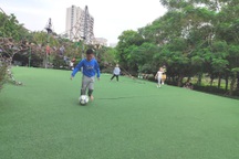 Thực hư thông tin trường kêu gọi phụ huynh đóng tiền triệu làm sân cỏ