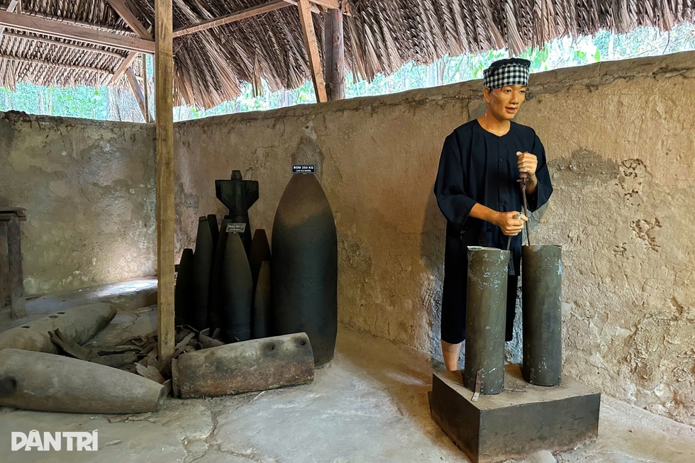 Hướng dẫn đến Địa đạo Củ Chi: Trải nghiệm bắn súng thật, sống dưới lòng đất - 10 Hướng dẫn đến Địa đạo Củ Chi: Trải nghiệm bắn súng thật, sống dưới lòng đất - 10