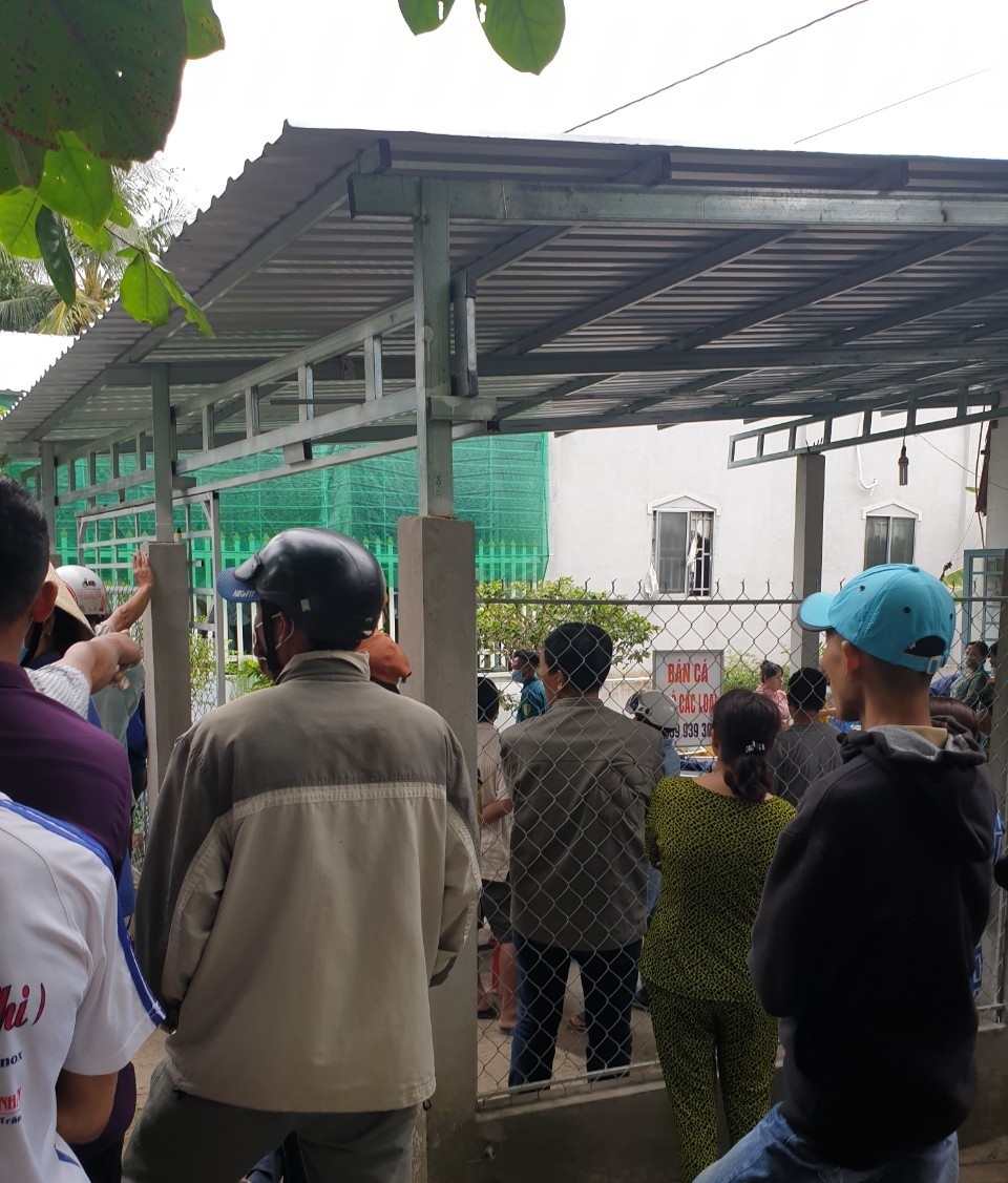 Đôi nam nữ tử vong trong căn nhà cháy - 1 Đôi nam nữ tử vong trong căn nhà cháy - 1
