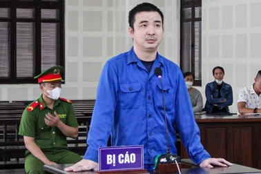 Lái ô tô truy sát vợ cũ, người đàn ông lĩnh 21 năm tù