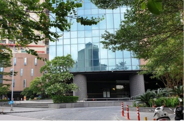 Vụ nam sinh trường THPT chuyên Hà Nội - Amsterdam tự tử: Nhà trường nói gì?