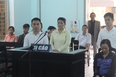 Đường dây mại dâm chào hàng trên mạng lãnh án