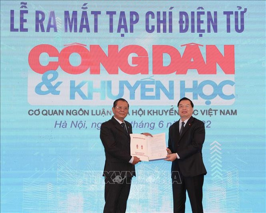 Ra mắt Tạp chí điện tử Công dân và Khuyến học - 3 Ra mắt Tạp chí điện tử Công dân và Khuyến học - 3