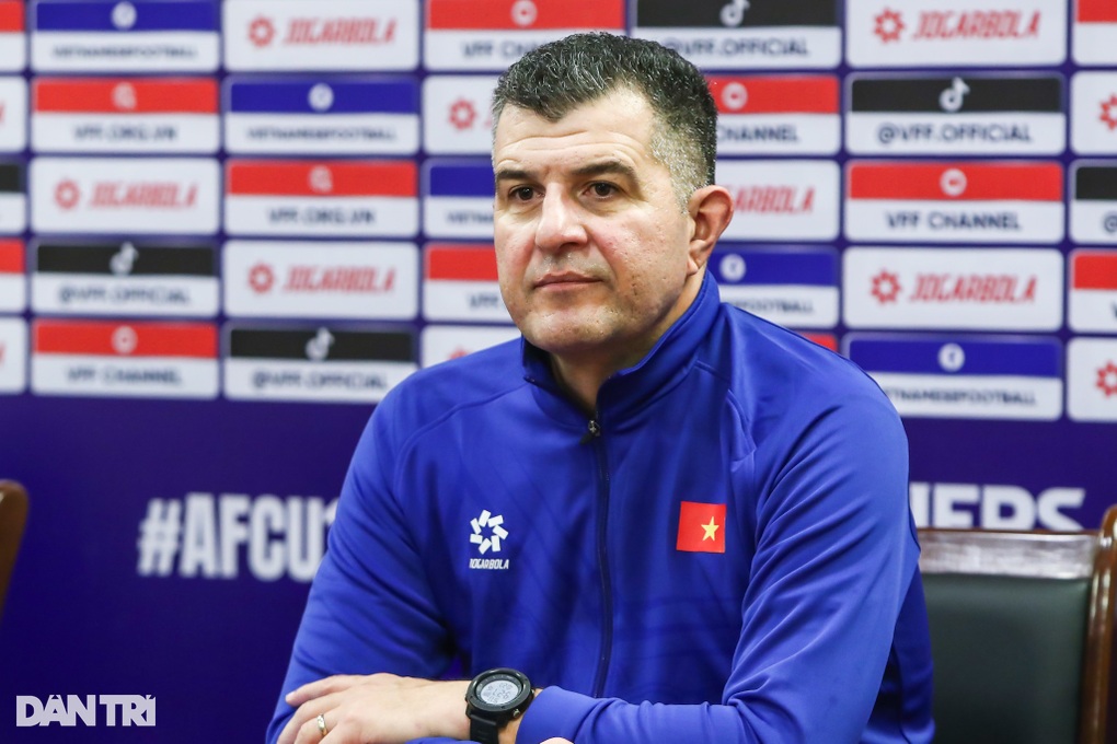 HLV Cristiano Roland trải lòng khi U17 Việt Nam giành vé dự giải châu Á - 1 HLV Cristiano Roland trải lòng khi U17 Việt Nam giành vé dự giải châu Á - 1