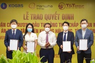 Quảng Trị trao quyết định chủ trương đầu tư Trung tâm điện khí LNG Hải Lăng trị giá 2,3 tỷ USD