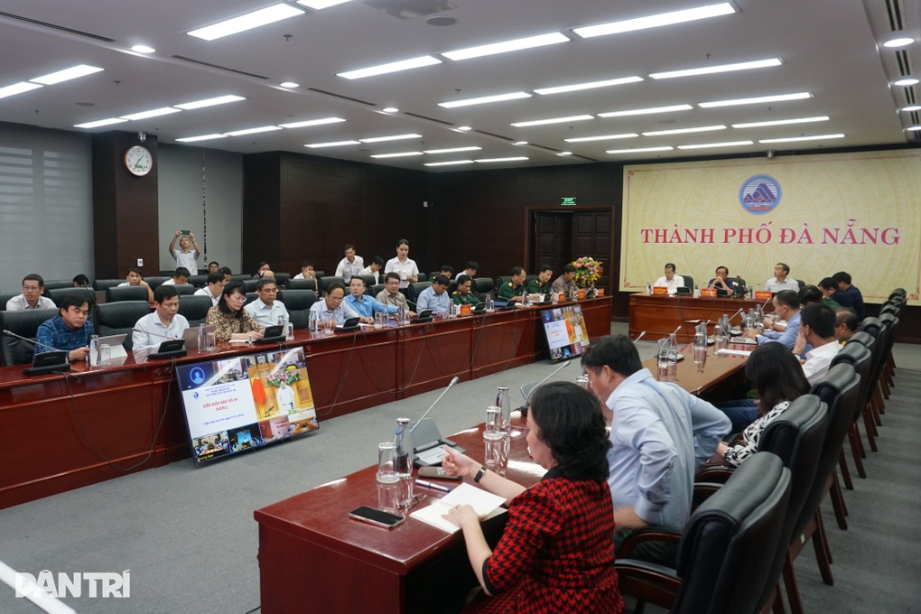 Thủ tướng họp khẩn chỉ đạo bảo vệ bằng được tính mạng nhân dân - 3 Thủ tướng họp khẩn chỉ đạo bảo vệ bằng được tính mạng nhân dân - 3