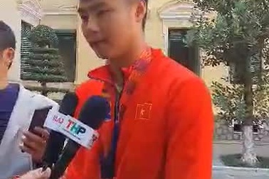 Hải Phòng khen thưởng thủ môn Nguyễn Văn Toản