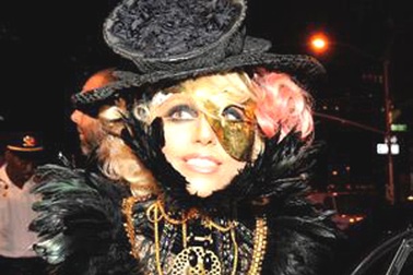 Lady Gaga dẫn đầu đề cử MTV Châu Âu