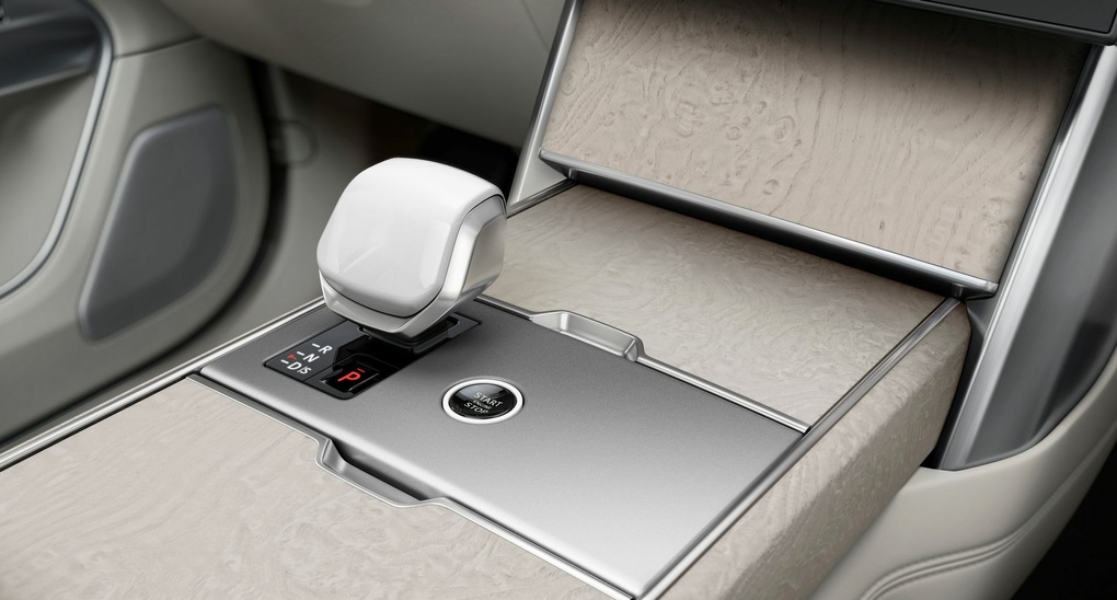 Range Rover 2024 có thay đổi lớn về động cơ, thêm tùy chọn cho giới giàu - 9 Range Rover 2024 có thay đổi lớn về động cơ, thêm tùy chọn cho giới giàu - 9