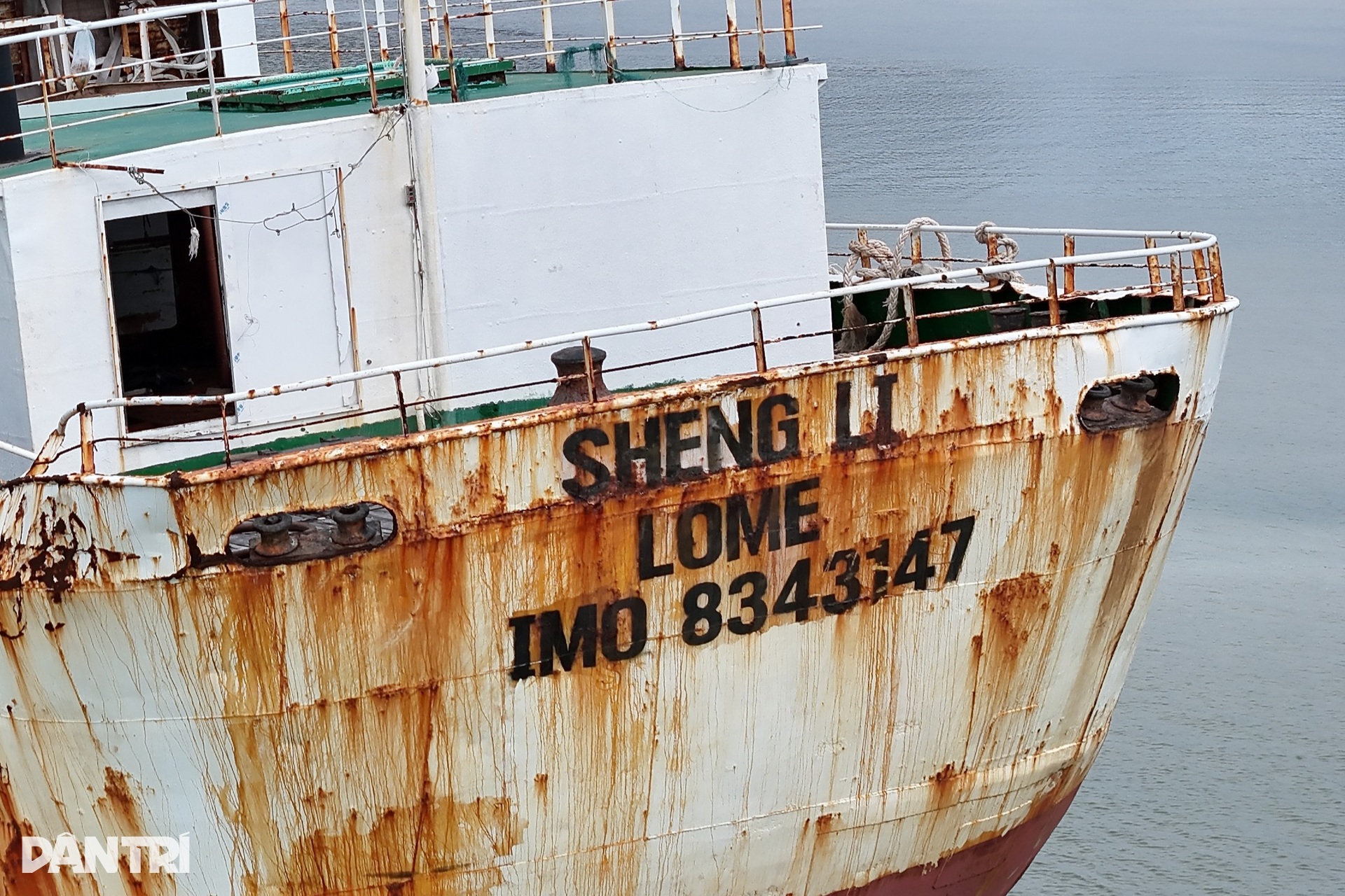 Hình ảnh cuối cùng của tàu hoang Sheng Li trước khi được kéo khỏi Côn Đảo - 6 Hình ảnh cuối cùng của tàu hoang Sheng Li trước khi được kéo khỏi Côn Đảo - 6