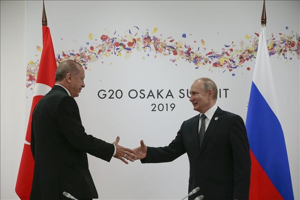 Ngả mũ trước Tổng thống Putin - 3 Ngả mũ trước Tổng thống Putin - 3